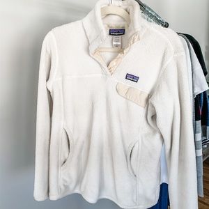 Cream Patagonia snap fleece pullover